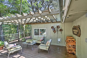 Evolve Cozy Cottage with Deck by Connor Creek!